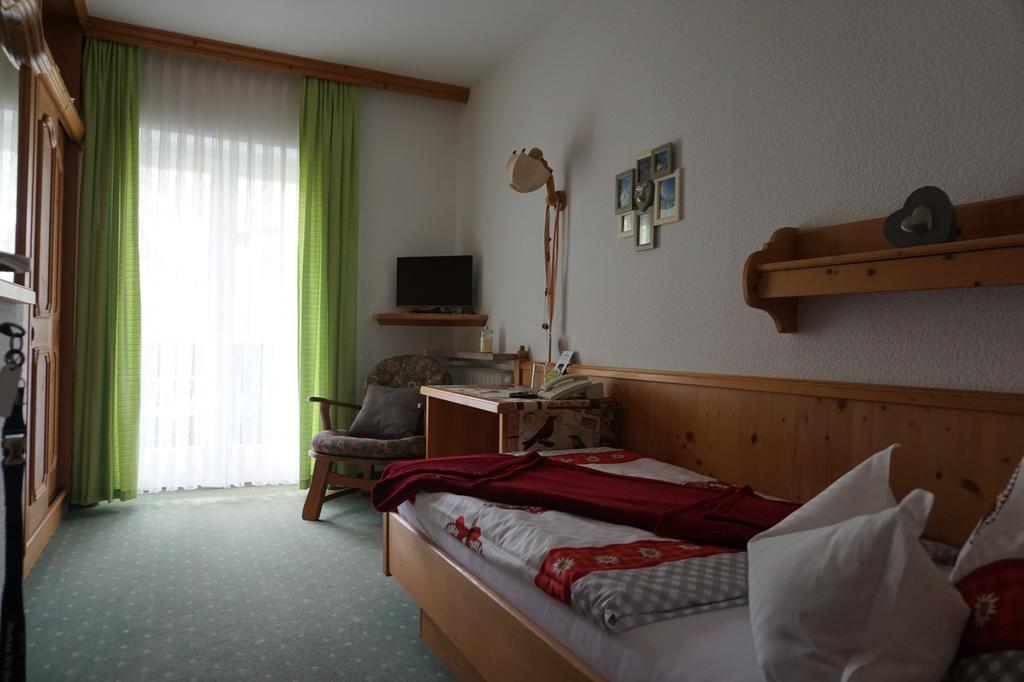 Hotel Garni Liberia Oberstdorf Zewnętrze zdjęcie